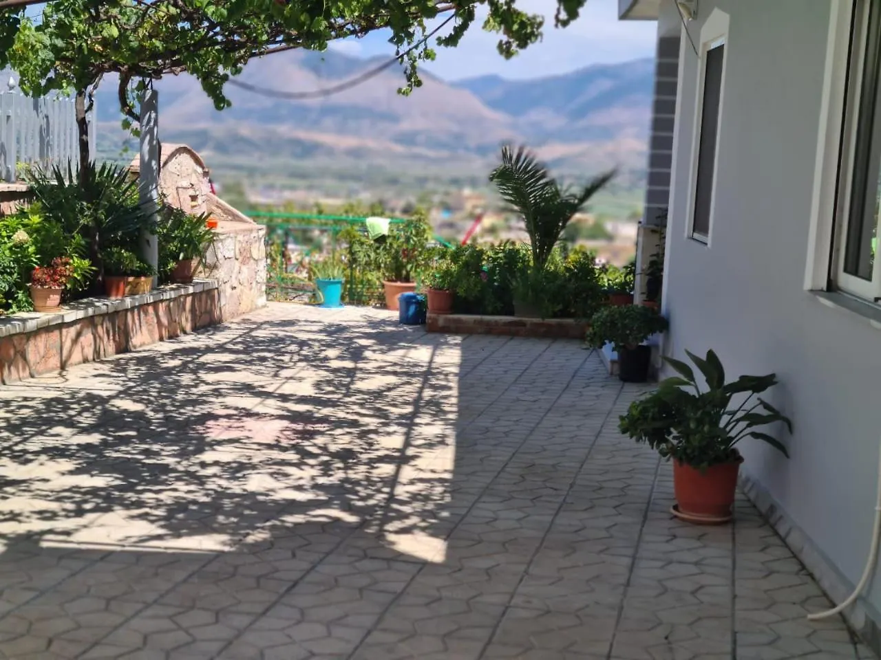 Vila Markel Sarandë